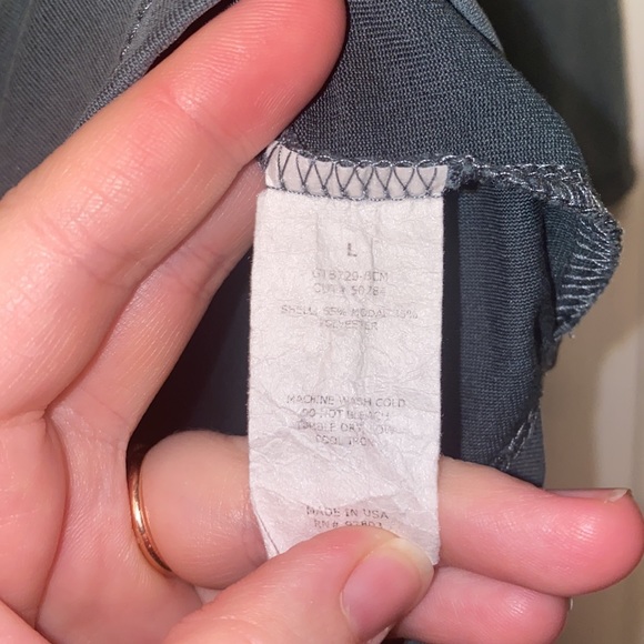 Green Envelope Los Angeles Green Blouse with Zipper Feature - Picture 4 of 5